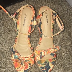 TOP Moda size 9 wedges